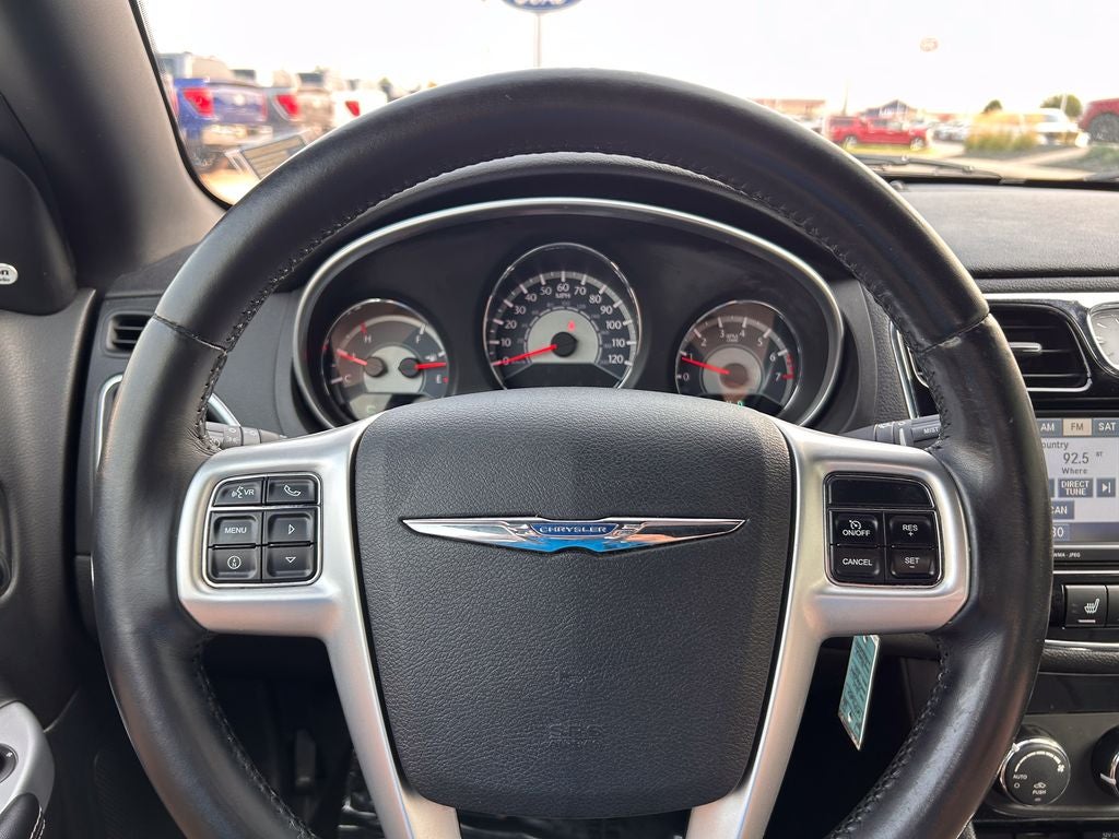 2011 Chrysler 200 Limited