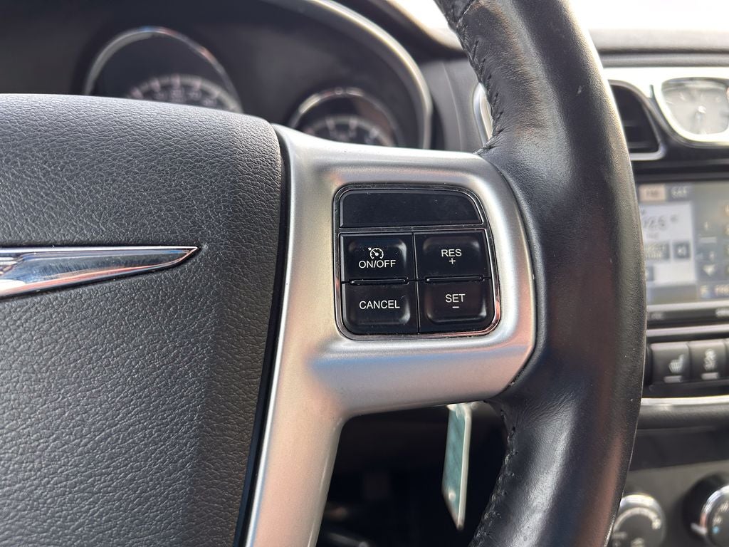 2011 Chrysler 200 Limited