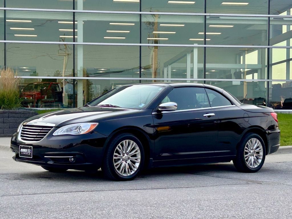 2011 Chrysler 200 Limited