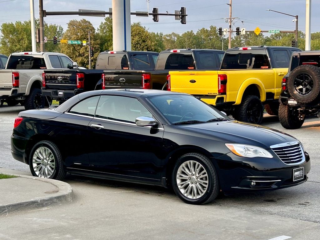 2011 Chrysler 200 Limited