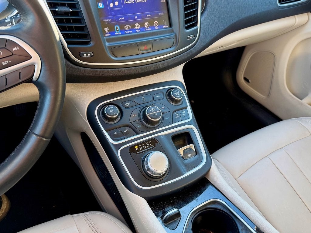 2015 Chrysler 200 C