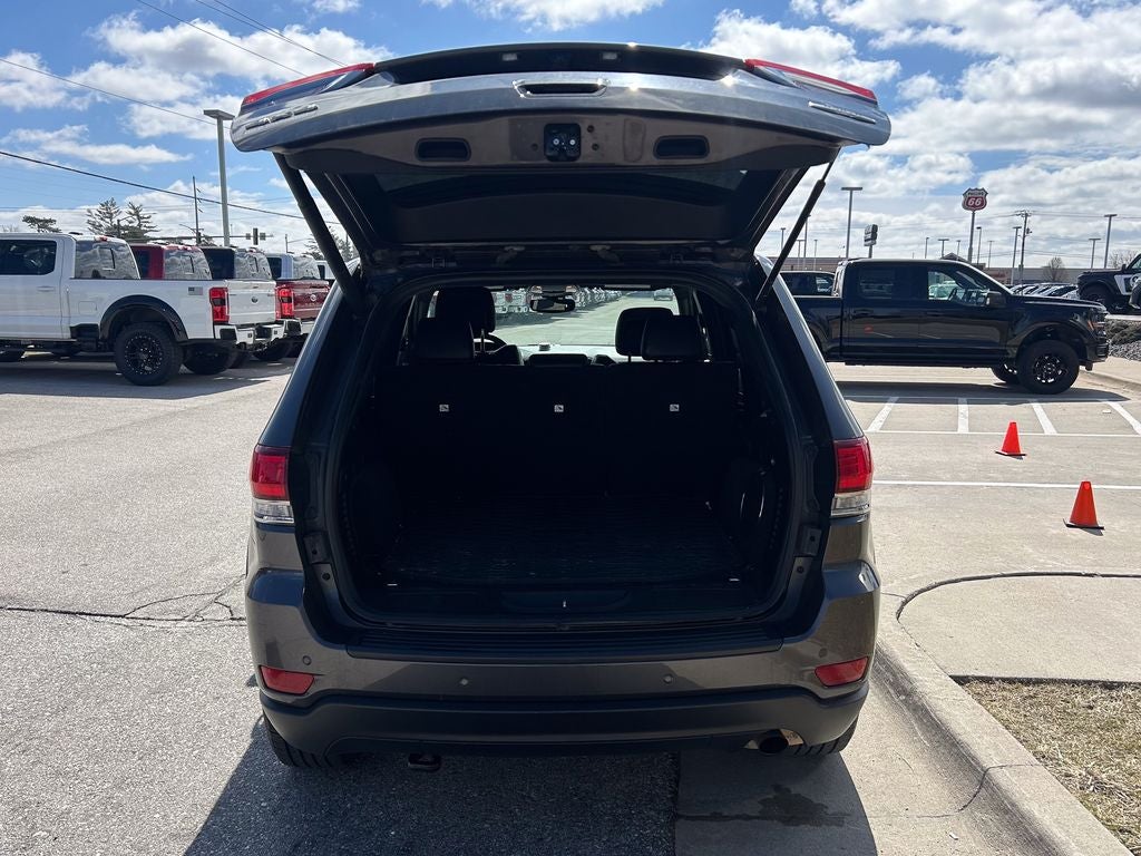 2020 Jeep Grand Cherokee Base