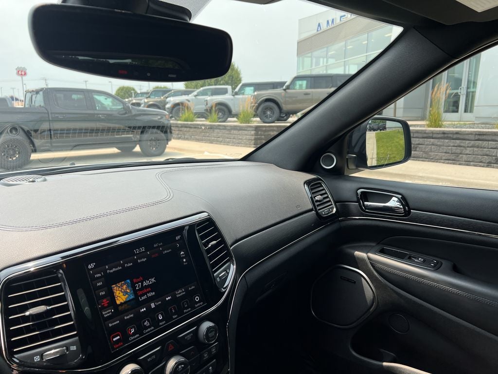 2020 Jeep Grand Cherokee Overland