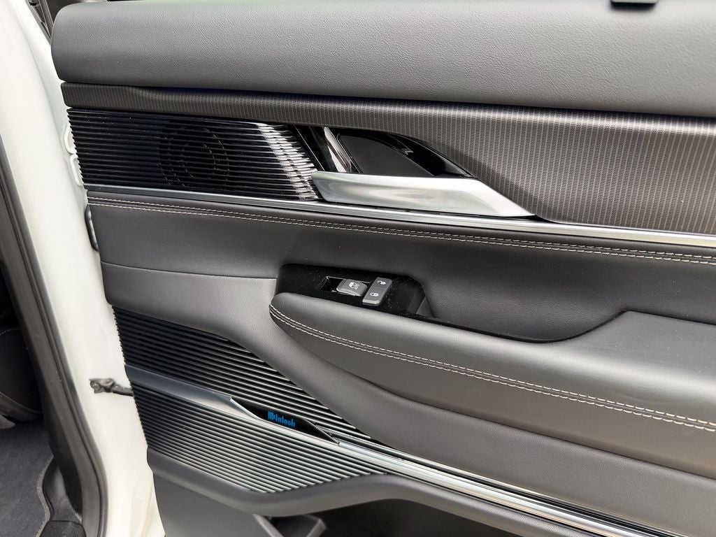 2025 Jeep Grand Wagoneer L Series II
