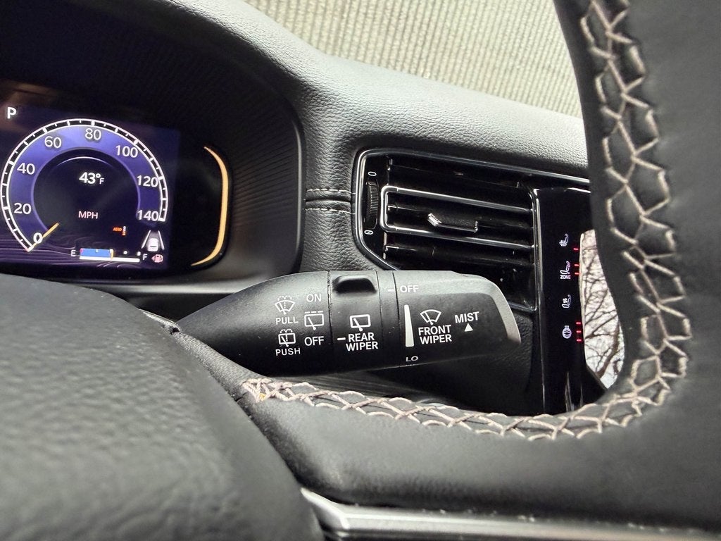 2023 Jeep Wagoneer Series III