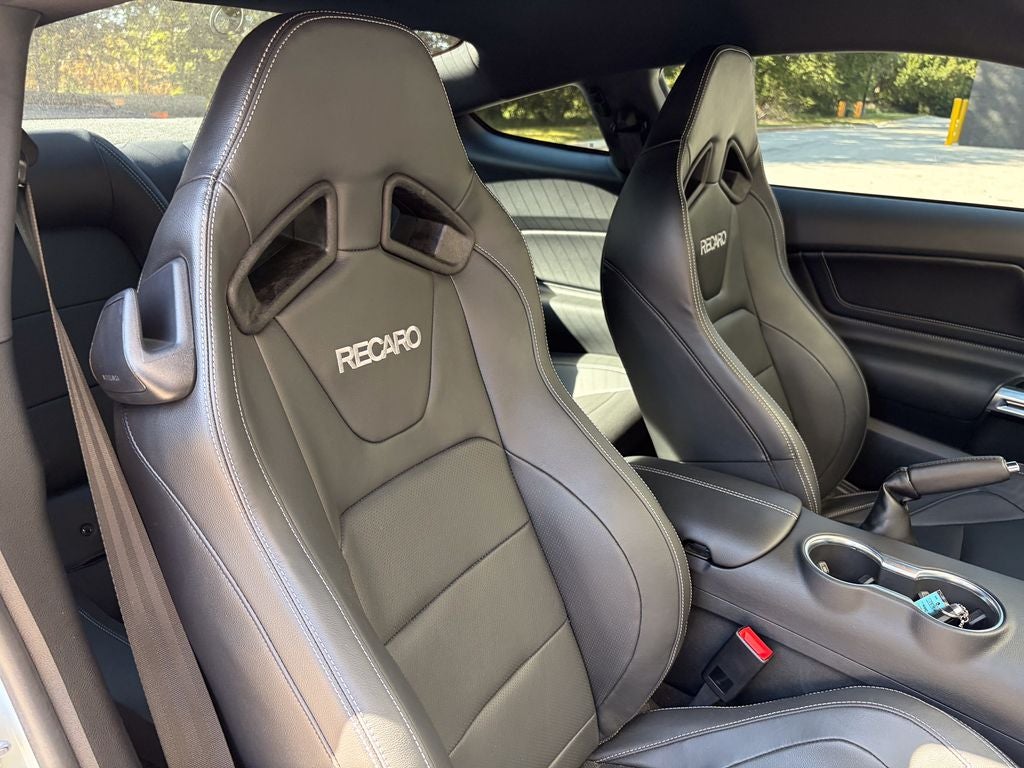 2022 Ford Mustang Mach 1