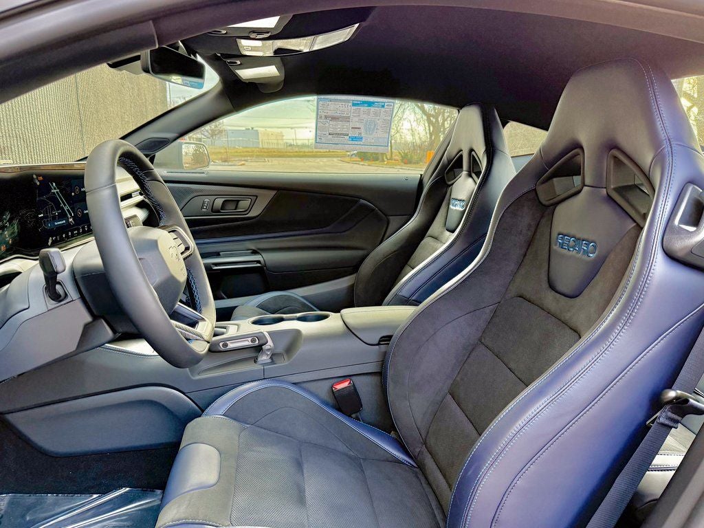 2025 Ford Mustang Dark Horse