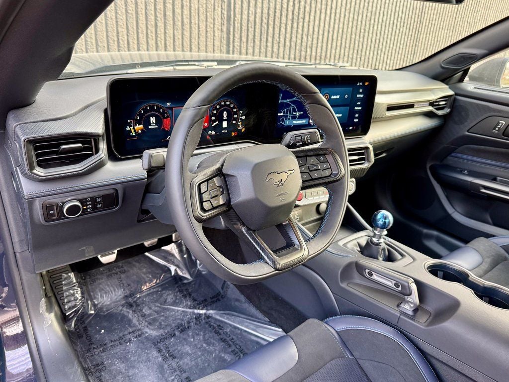 2025 Ford Mustang Dark Horse