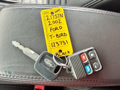 2002 Ford Thunderbird Base