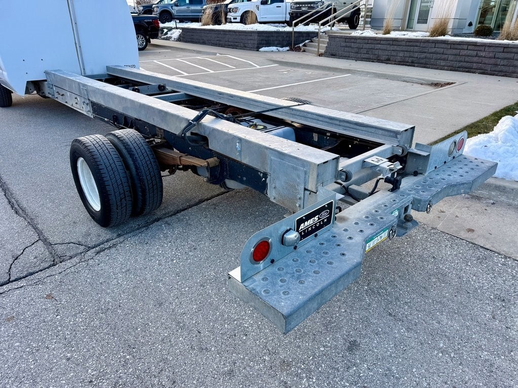 2011 Ford E-450SD Base DRW