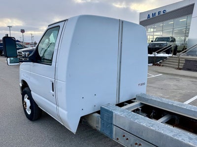 2011 Ford E-450SD Base