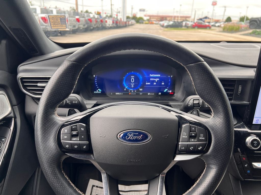 2022 Ford Explorer ST