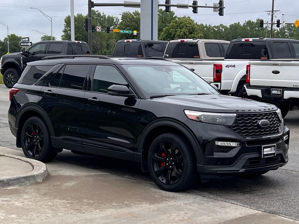2022 Ford Explorer ST