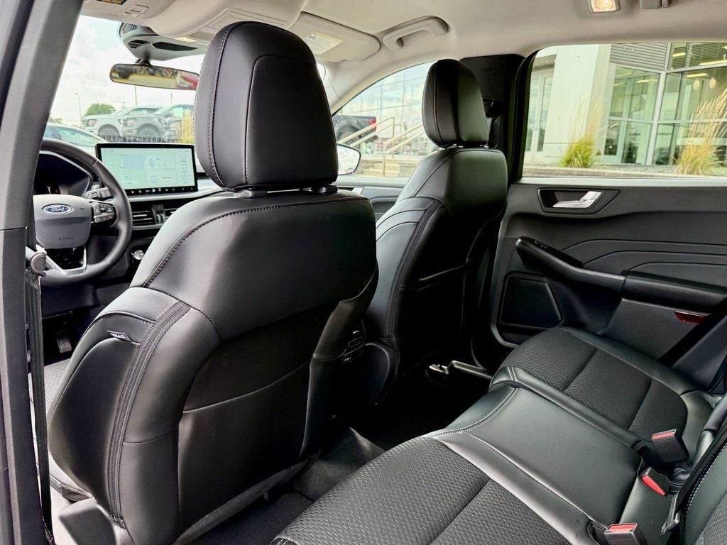 2025 Ford Escape Plug-In Hybrid Base