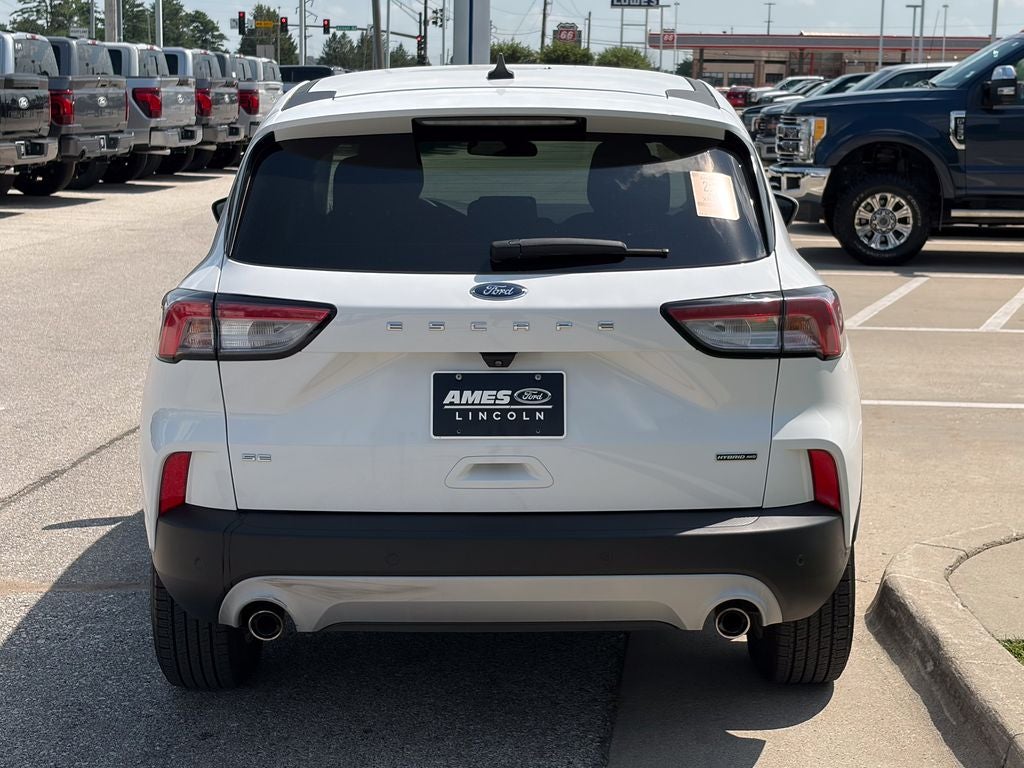 2021 Ford Escape Hybrid SE