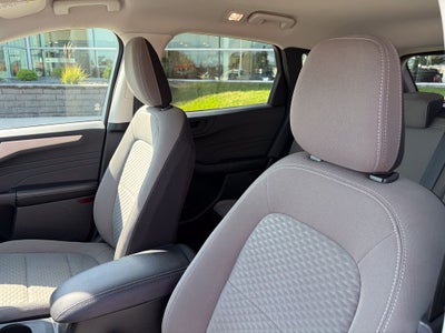2022 Ford Escape Hybrid SE