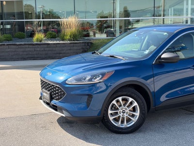 2022 Ford Escape Hybrid SE