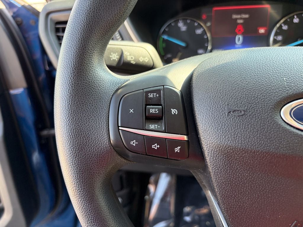 2022 Ford Escape Hybrid SE