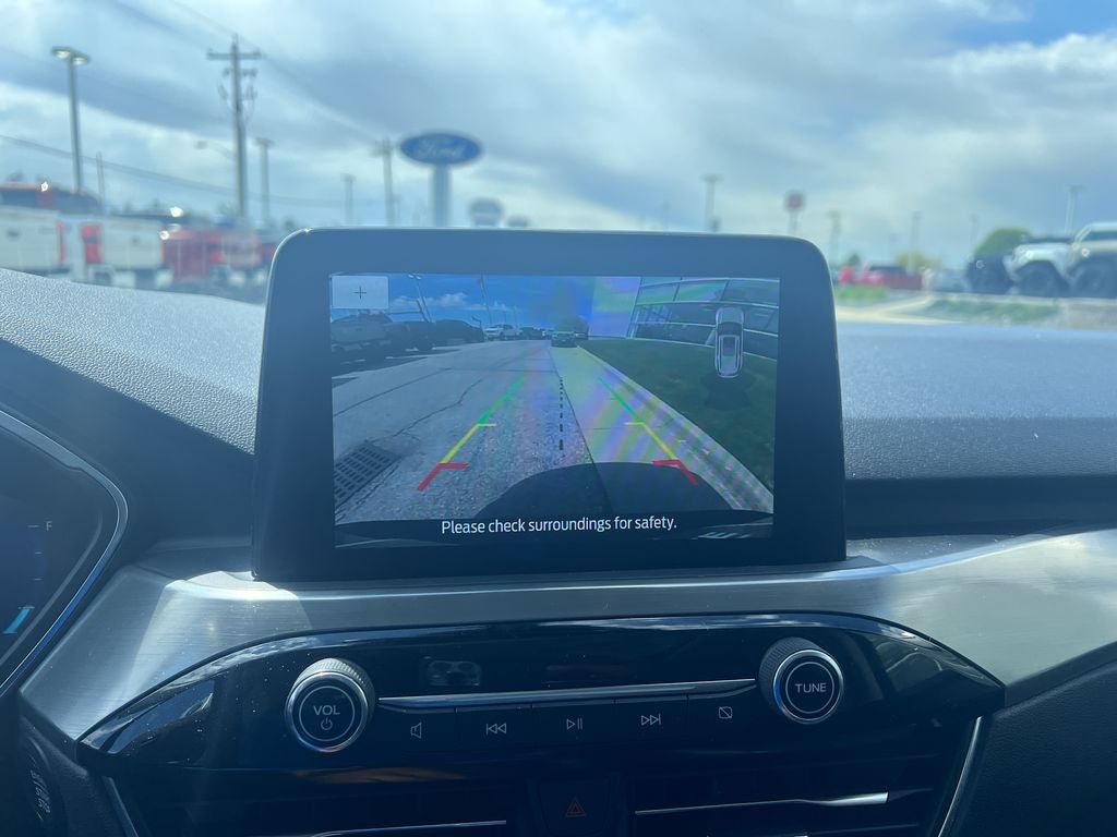 2022 Ford Escape Titanium