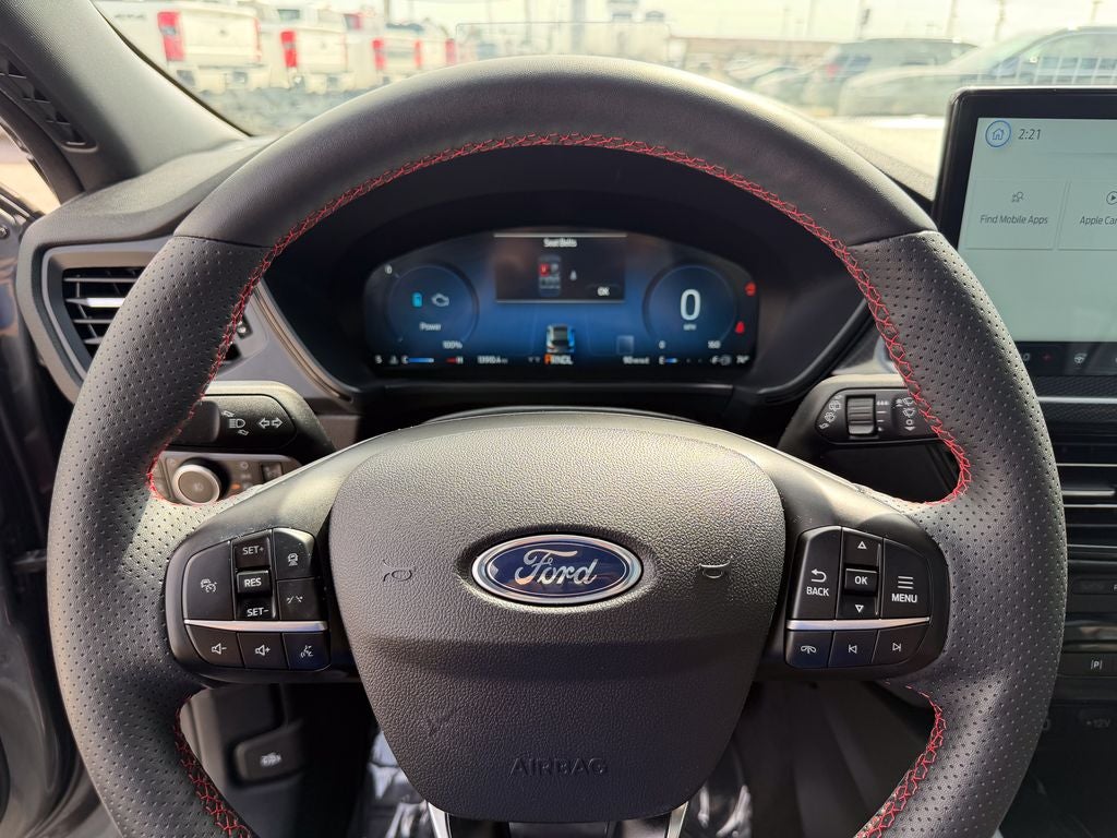 2025 Ford Escape Hybrid ST-Line Elite