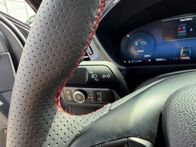 2025 Ford Escape Hybrid ST-Line Elite