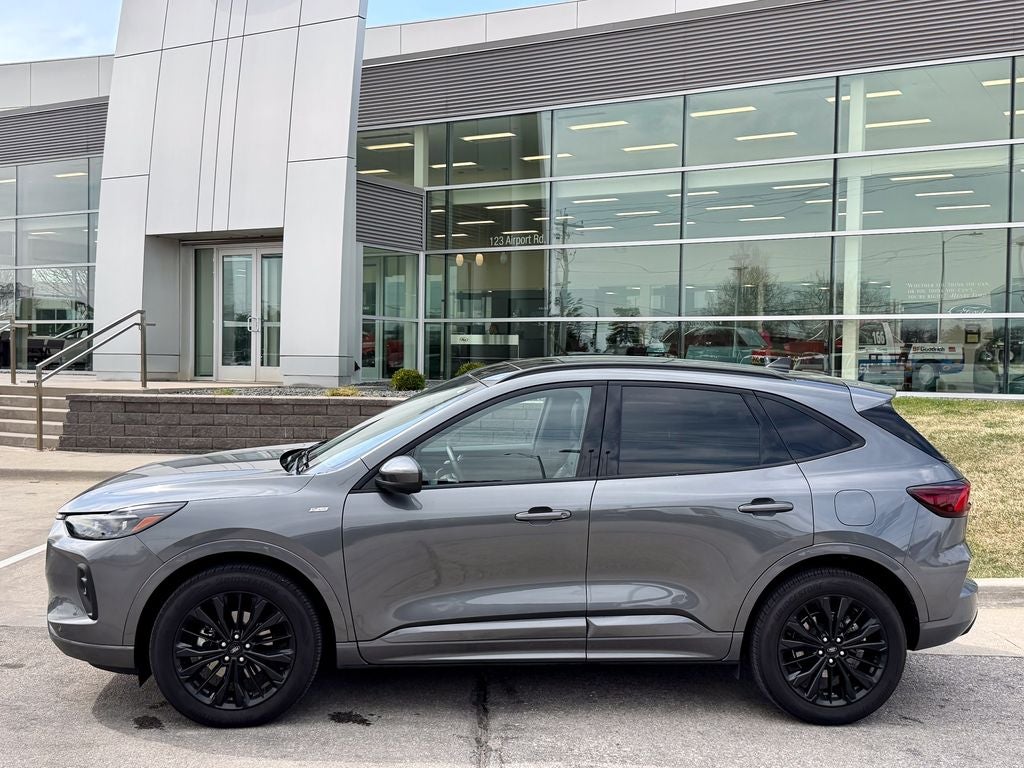 2025 Ford Escape Hybrid ST-Line Elite