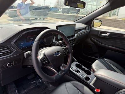 2025 Ford Escape Hybrid ST-Line Elite