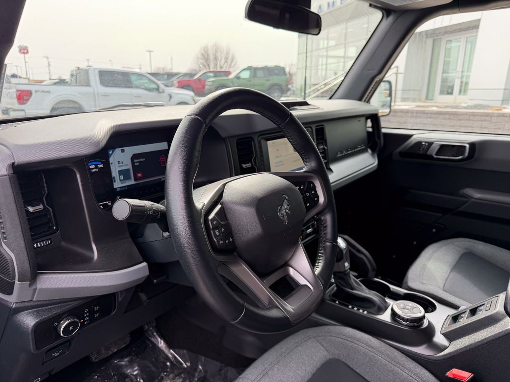 2023 Ford Bronco Base