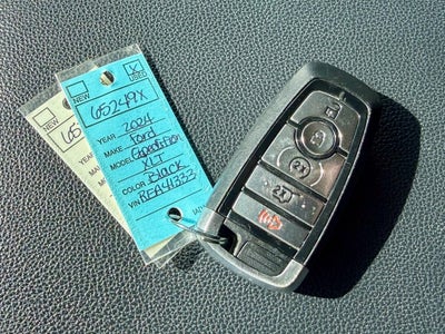 2024 Ford Expedition XLT