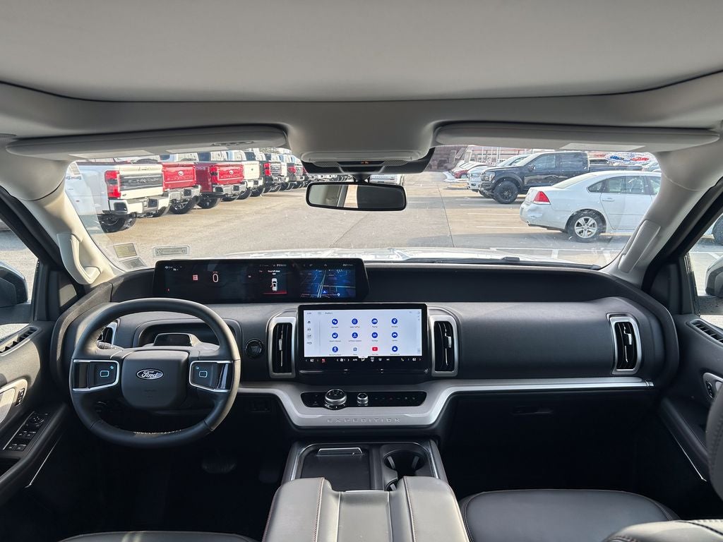 2025 Ford Expedition Active