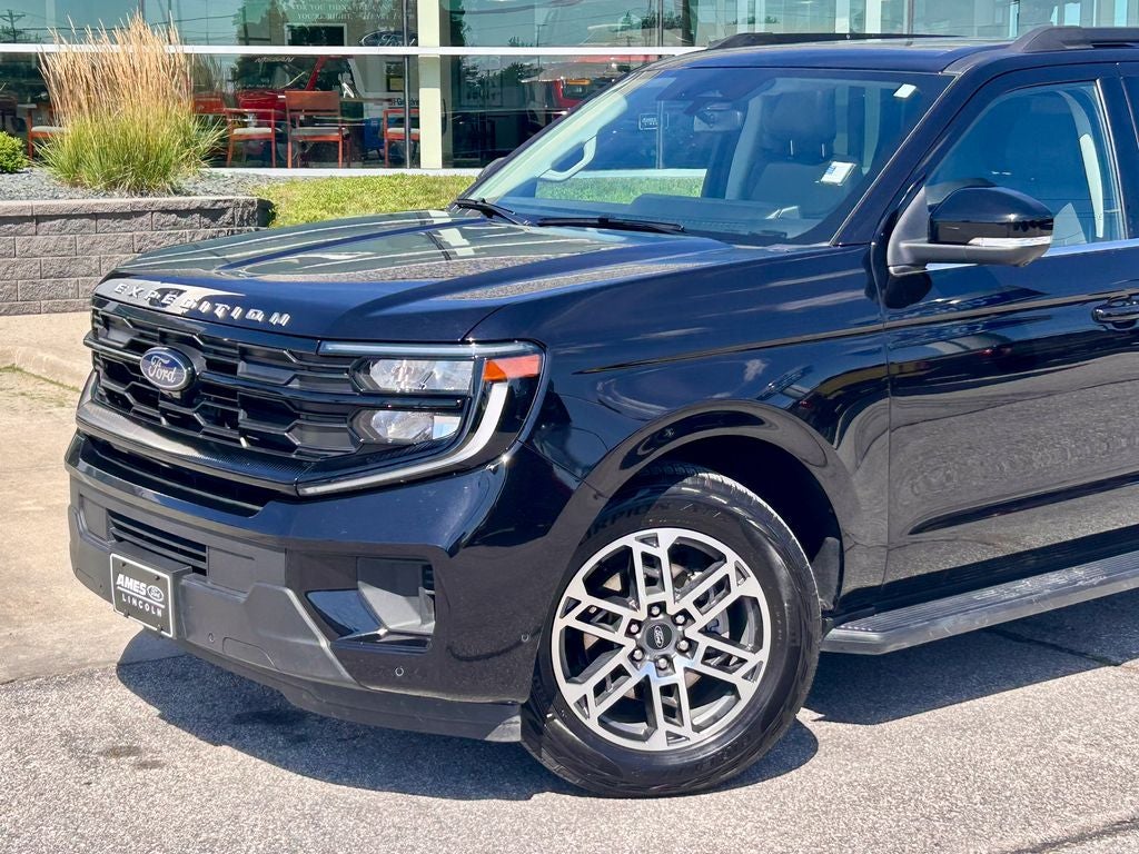 2025 Ford Expedition Active