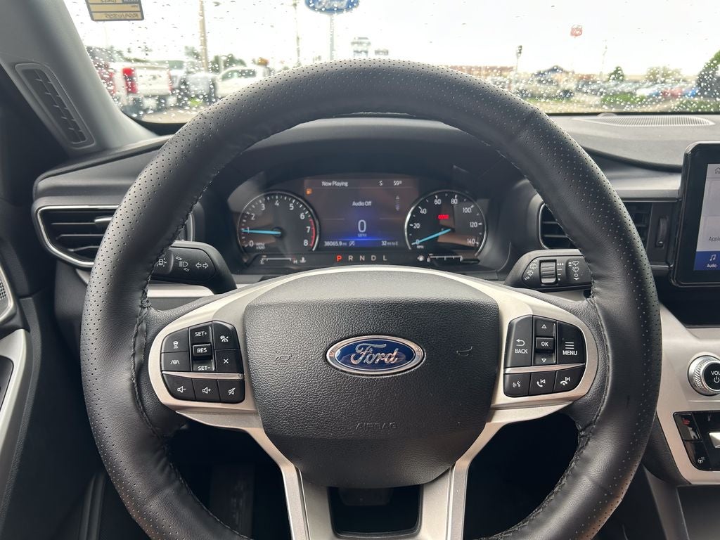 2024 Ford Explorer XLT