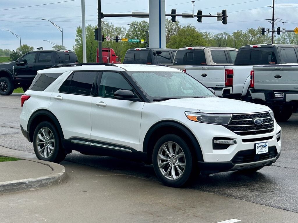 2024 Ford Explorer XLT