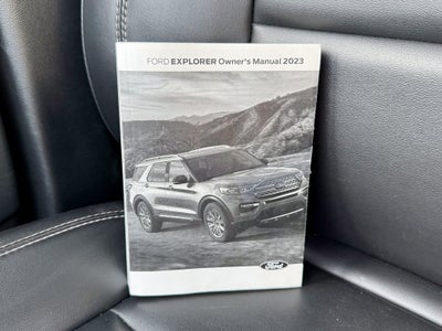 2023 Ford Explorer XLT