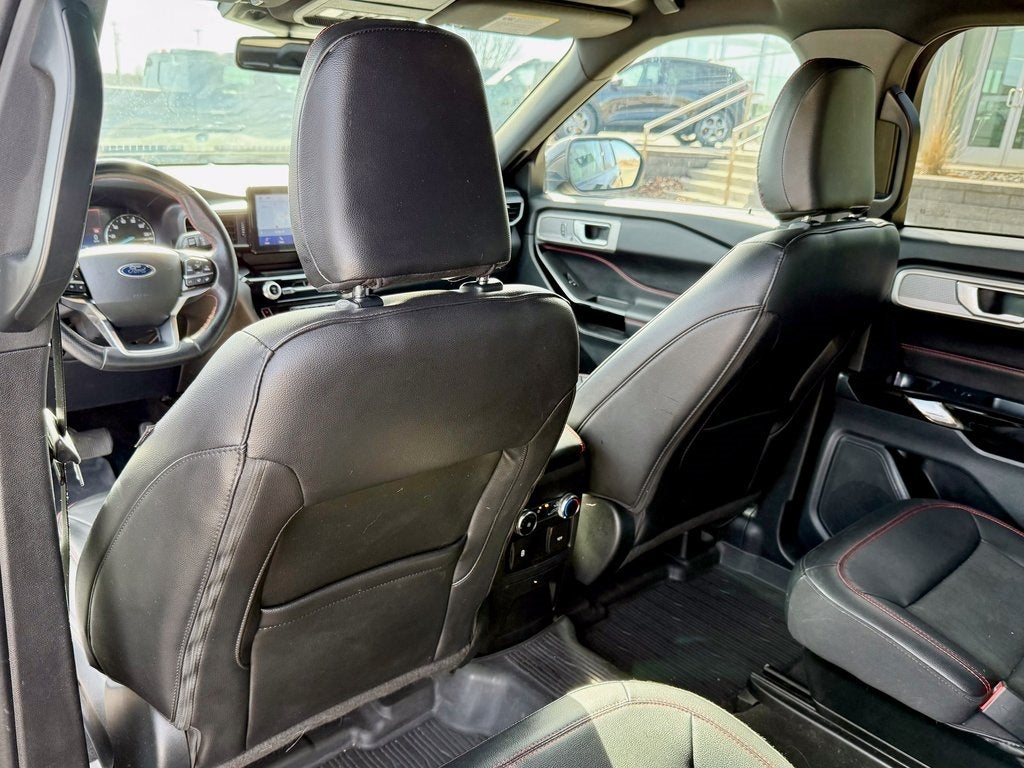 2022 Ford Explorer ST-Line