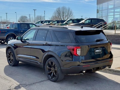2022 Ford Explorer ST-Line
