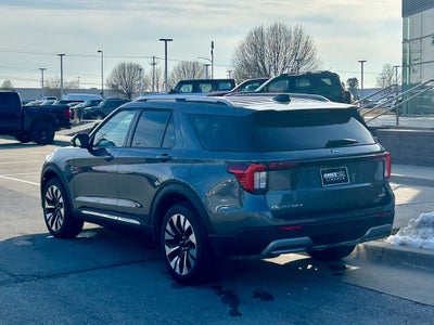 2025 Ford Explorer Platinum