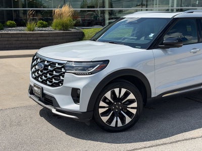 2025 Ford Explorer Platinum
