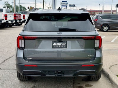 2025 Ford Explorer ST-Line