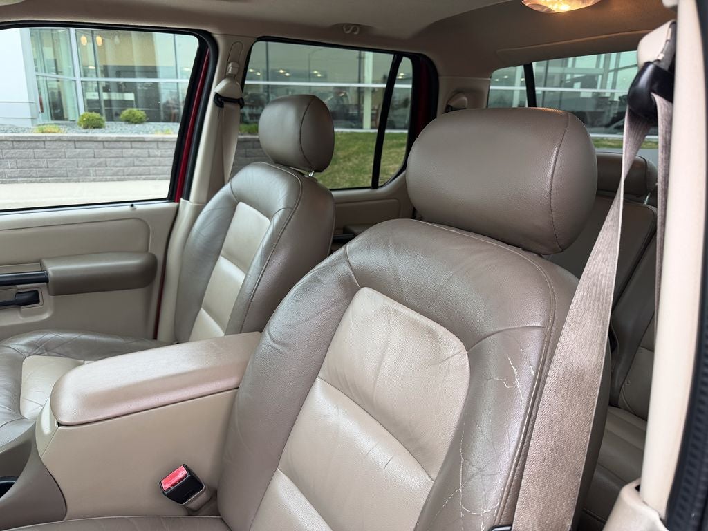 2004 Ford Explorer Sport Trac XLS