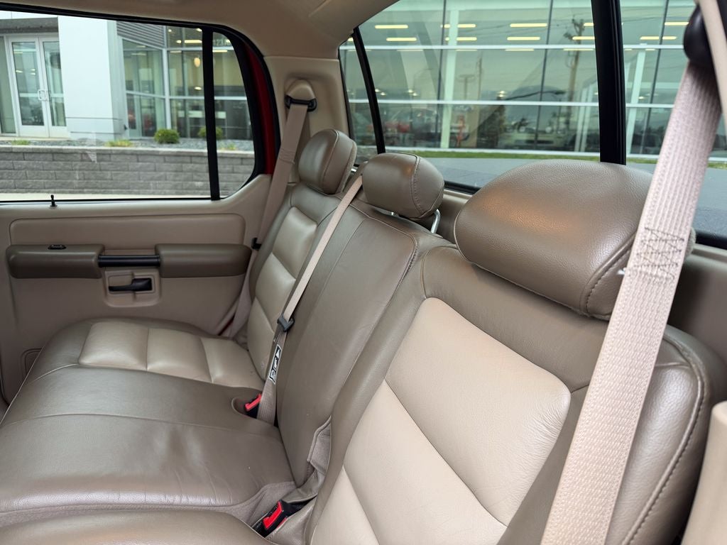 2004 Ford Explorer Sport Trac XLS