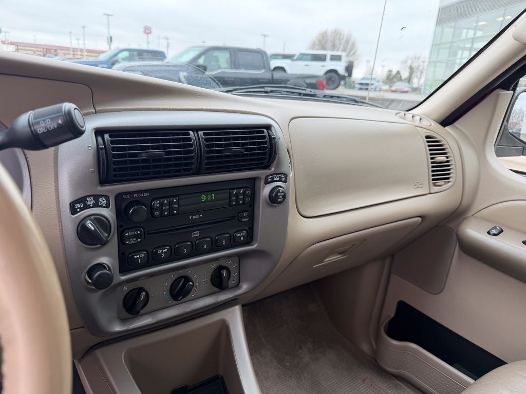 2004 Ford Explorer Sport Trac XLS