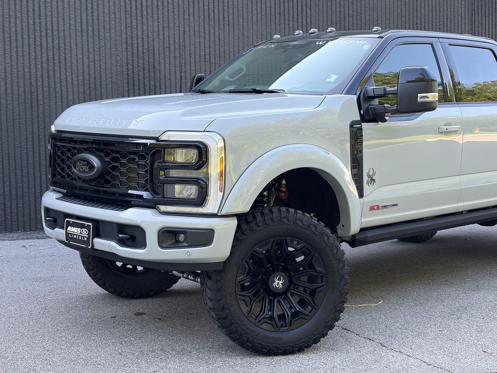 2026 Ford F-250SD Lariat Black Widow