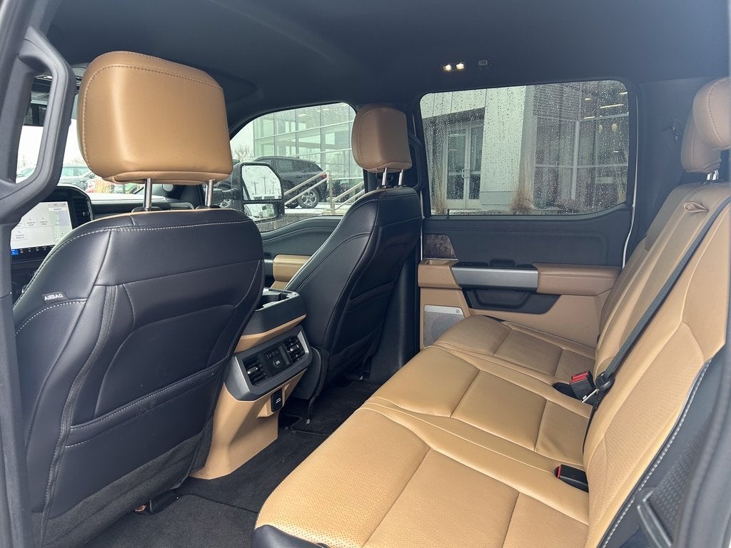 2025 Ford F-350SD Lariat DRW