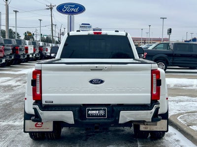 2025 Ford F-350SD Lariat DRW