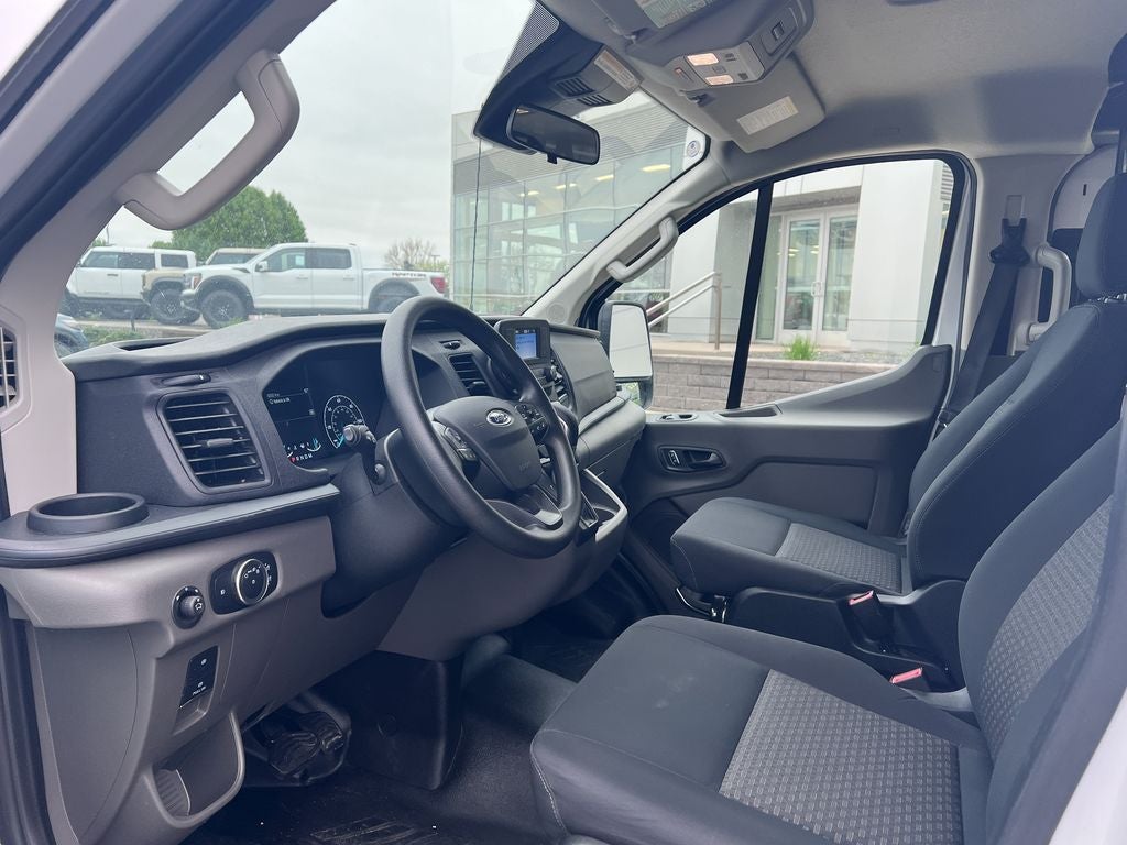 2025 Ford Transit-250 Base
