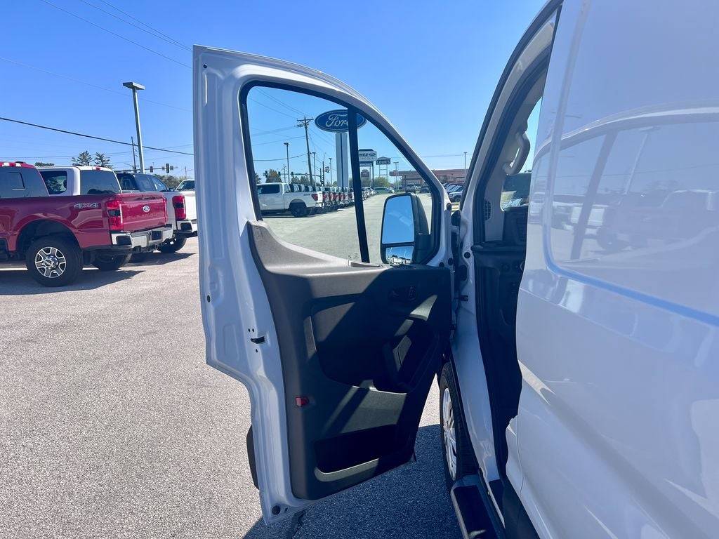 2025 Ford Transit-250 Base