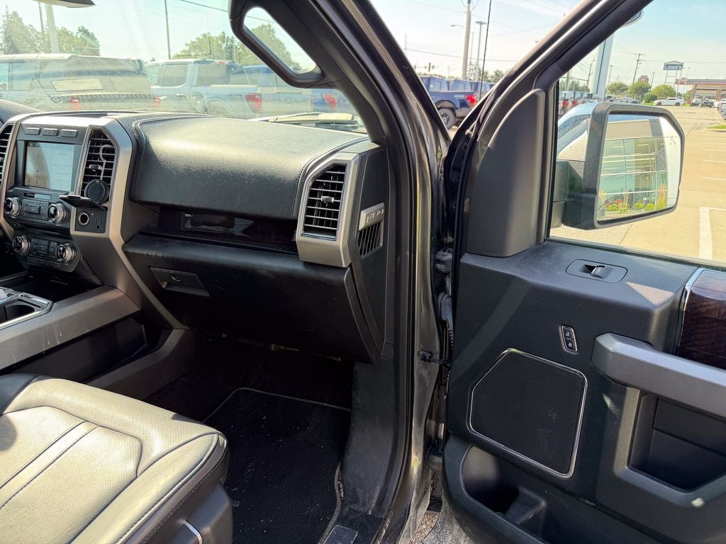2017 Ford F-150 Platinum