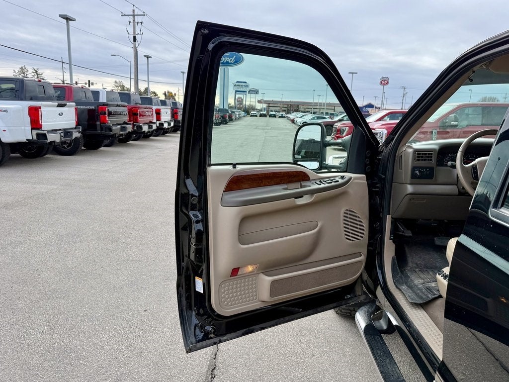 2002 Ford F-250SD Lariat