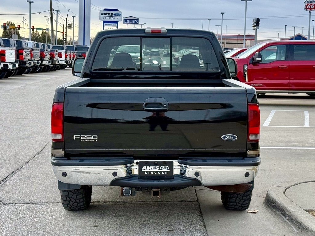 2002 Ford F-250SD Lariat